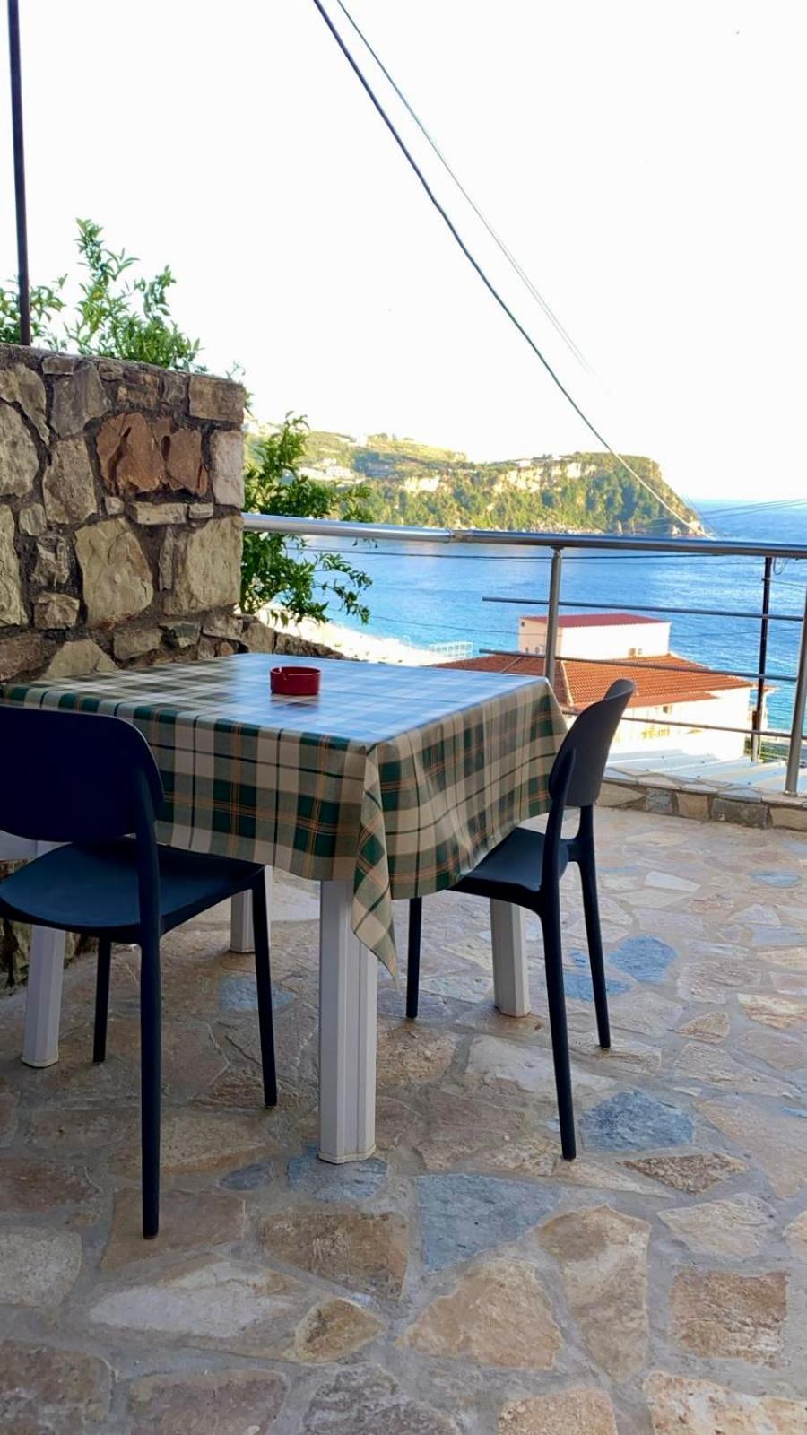 Harmonia Guest House 2 Himare Rom bilde