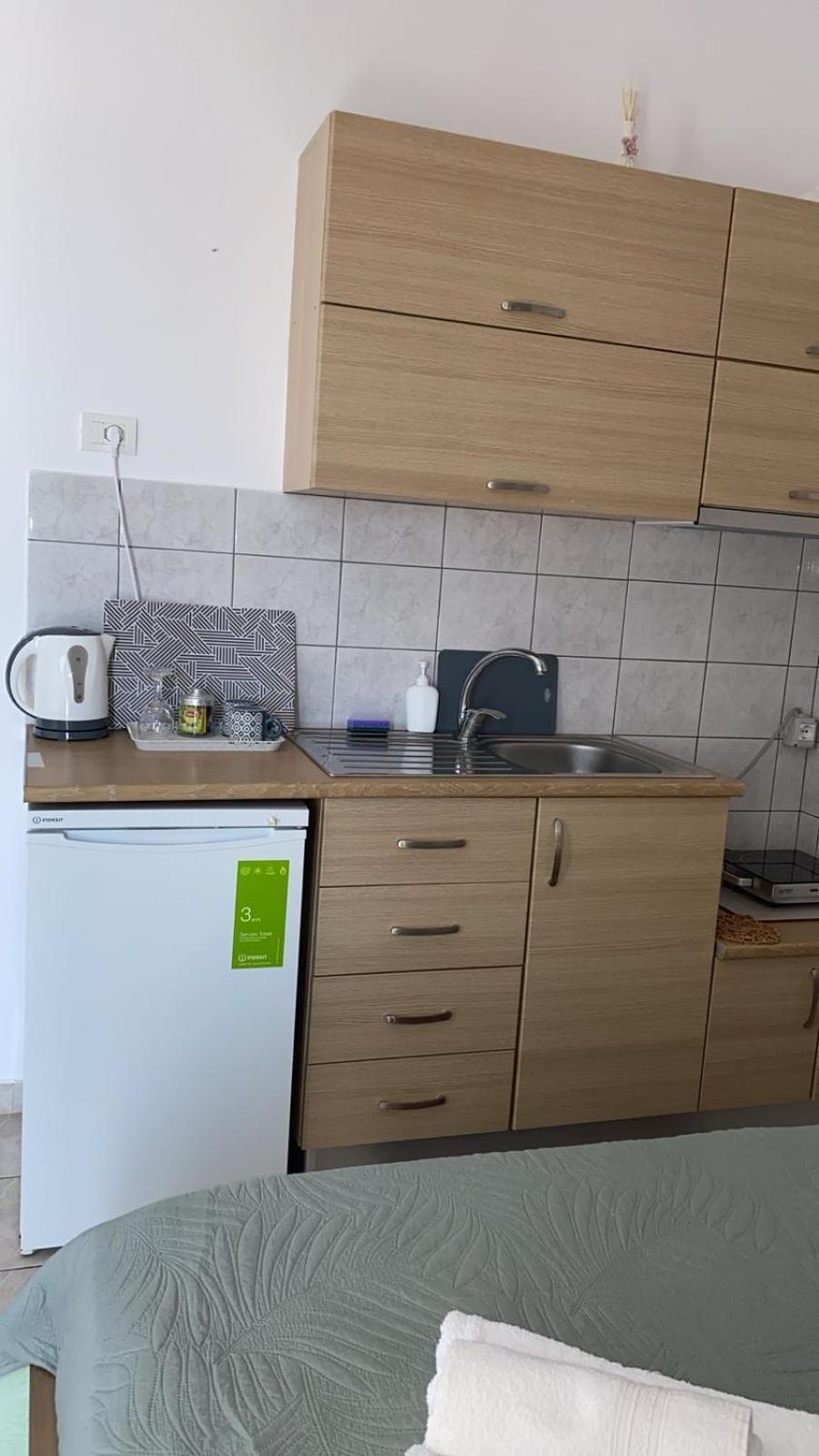 Harmonia Guest House 2 Himare Rom bilde